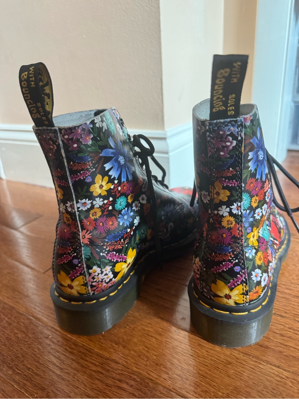 Dr. Martens Woman Floral Pascal Boots - Black Multi - Picture 4 of 5